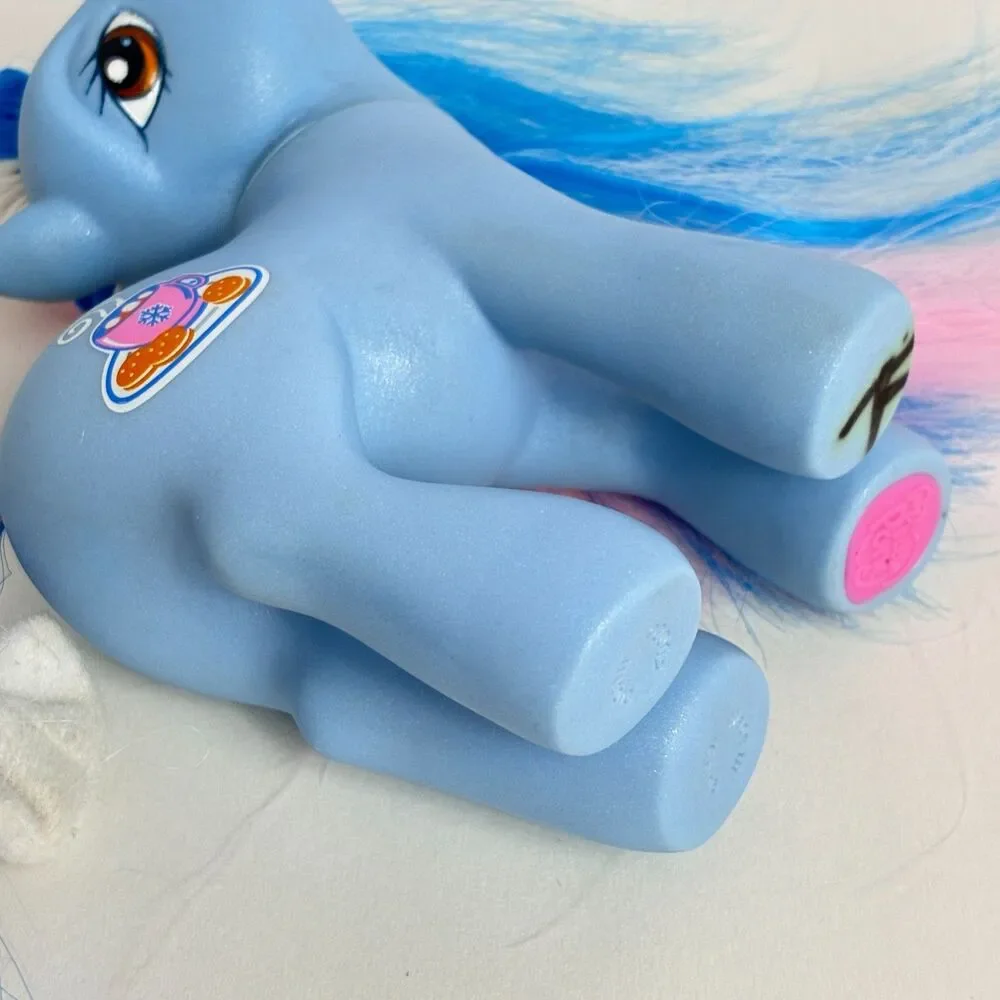 Vintage G3 My Little Pony Marshmellow Coco Winter Target Exclusive Hasbro 2004